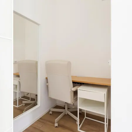 Guesthost - Affori Centro M3 Lovely *